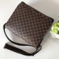 Replica Louis Vuitton Luxury 41212 DISTRICT MEDIUM BAG brown LV04BM015