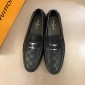 Replica Louis Vuitton Fashion Loafers MS02761