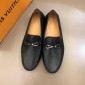 Replica Louis Vuitton Fashion Loafers MS02771