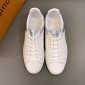 Replica Louis Vuitton Perfect Quality Sneakers White and silver trim and white sole MS02838