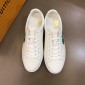 Replica Louis Vuitton Fashion Sneakers White and green LV swash print with white sole MS02870