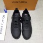 Replica Louis Vuitton Perfect Quality Sneakers Black and black Monogram detail and black sole MS071080