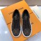 Replica Louis Vuitton Perfect Quality Sneakers Brown and Monogram print with white sole MS071107