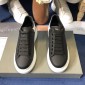 Replica Alexander McQueen Fahion Sneaker Black and white heels MS100076