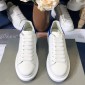 Replica Alexander McQueen Fahion Sneaker White and blue suede heel MS100085