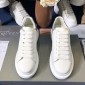 Replica Alexander McQueen Fahion Sneaker White and gray suede heel MS100088