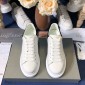 Replica Alexander McQueen Fahion Sneaker White and black suede heel MS100095