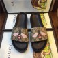 Replica High Quality Gucci Supreme bee slide sandal OF_1DB9BBFECB94