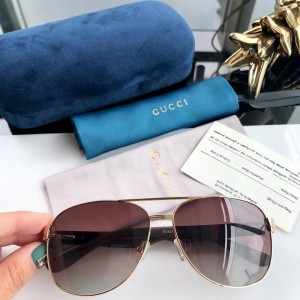 Gucci Men's Sunglasses ASS650116