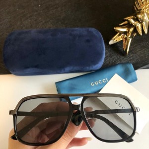 Gucci Men's Sunglasses ASS650128