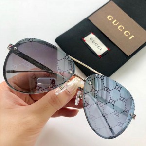 Gucci Men's Sunglasses ASS650151