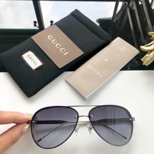 Gucci Men's Sunglasses ASS650152