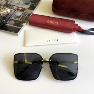 Gucci Men's Sunglasses ASS650157