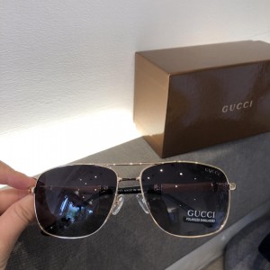 Gucci Men's Sunglasses ASS650175