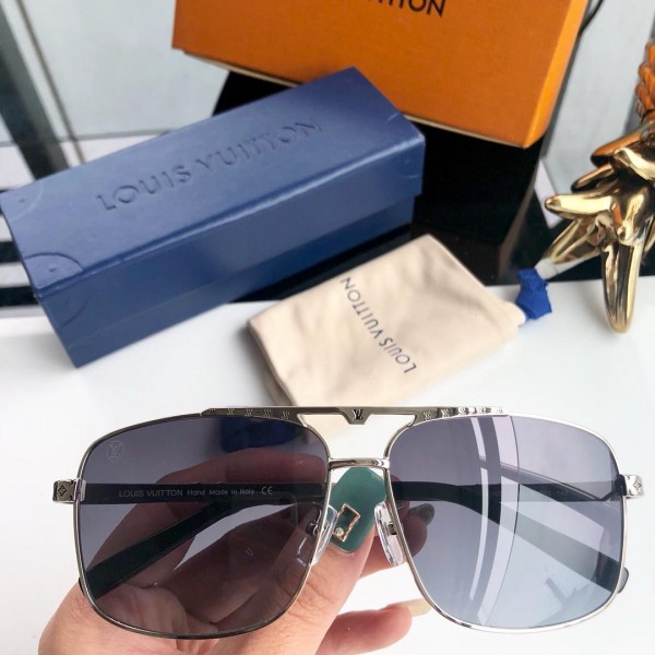 Louis Vuitton Men's Sunglasses ASS650189