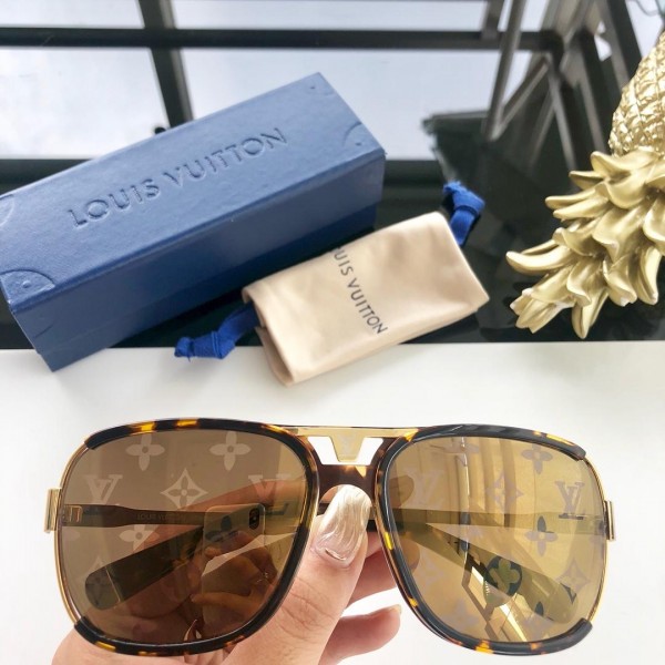 Louis Vuitton Men's Sunglasses ASS650205