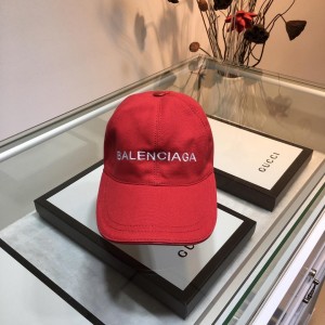 Balenciaga Men's hat ASS650343