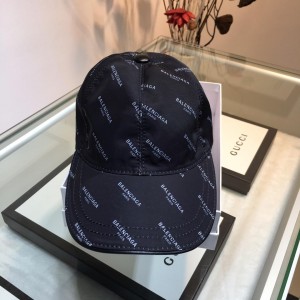 Balenciaga Men's hat ASS650344