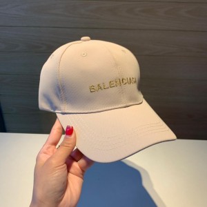 Balenciaga Men's hat ASS650349