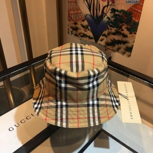 Burberry Men's hat ASS650377