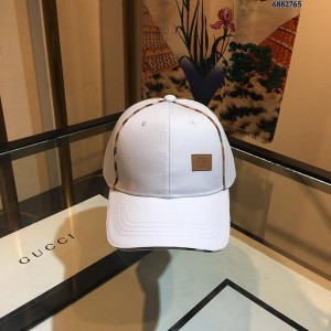 Burberry Men's hat ASS650383