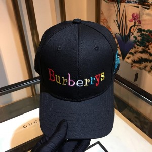 Burberry Men's hat ASS650385