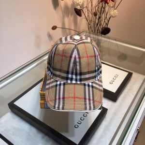 Burberry Men's hat ASS650391