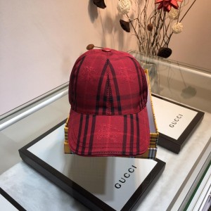 Burberry Men's hat ASS650392