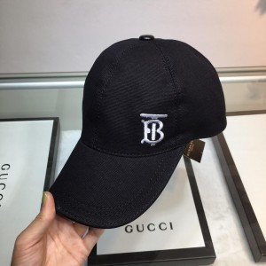 Burberry Men's hat ASS650399