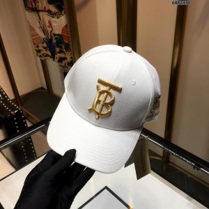 Burberry Men's hat ASS650404