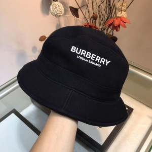 Burberry Men's hat ASS650407