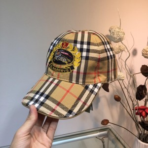 Burberry Men's hat ASS650411