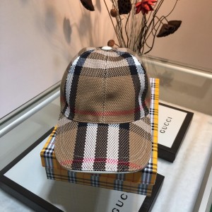 Burberry Men's hat ASS650420