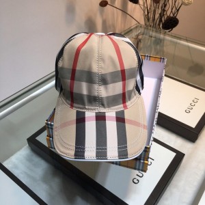 Burberry Men's hat ASS650433