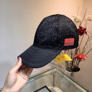 Fendi Men's hat ASS650458