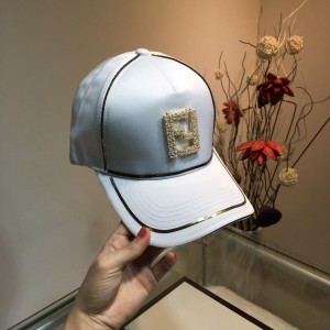 Fendi Men's hat ASS650462