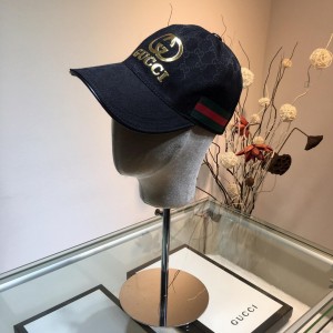 Gucci Men's hat ASS650479