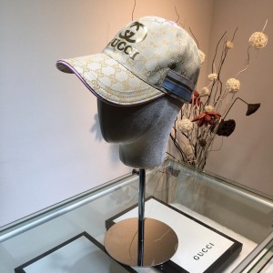 Gucci Men's hat ASS650482