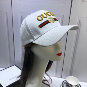 Gucci Men's hat ASS650485