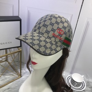 Gucci Men's hat ASS650490