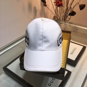 Gucci Men's hat ASS650506