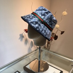 Gucci Men's hat ASS650515