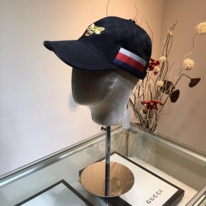 Gucci Men's hat ASS650518