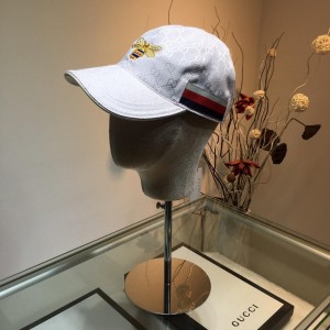 Gucci Men's hat ASS650519