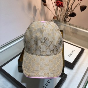 Gucci Men's hat ASS650526