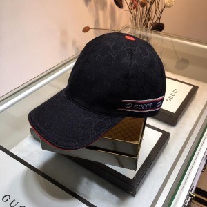 Gucci Men's hat ASS650532