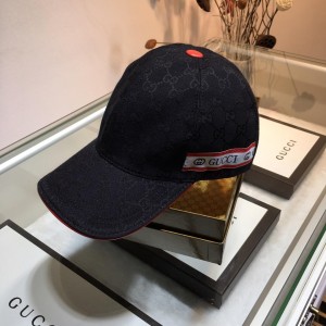 Gucci Men's hat ASS650536