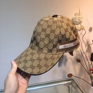 Gucci Men's hat ASS650544