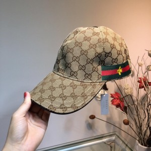 Gucci Men's hat ASS650546