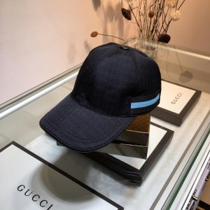 Gucci Men's hat ASS650561